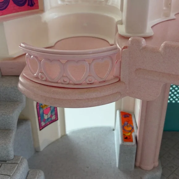 Fisher Price Once Upon a Dream Palace - Picture 8 of 14